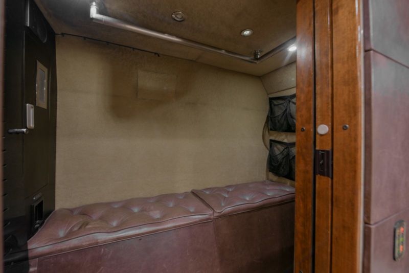 Photo 1 - 2010 Prevost Class A Motorhome rental photo 13