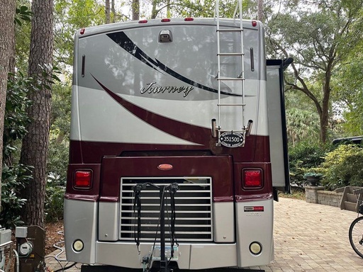 2009 Winnebago Journey 37H Class A Motorhome for rent in Philadelphia, PA