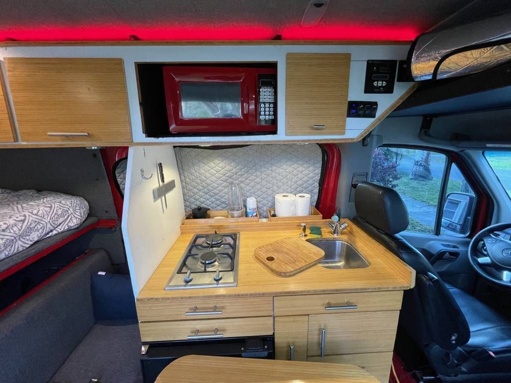 Photo 2 - 2015 Mercedes-Benz Class B Motorhome rental photo 8