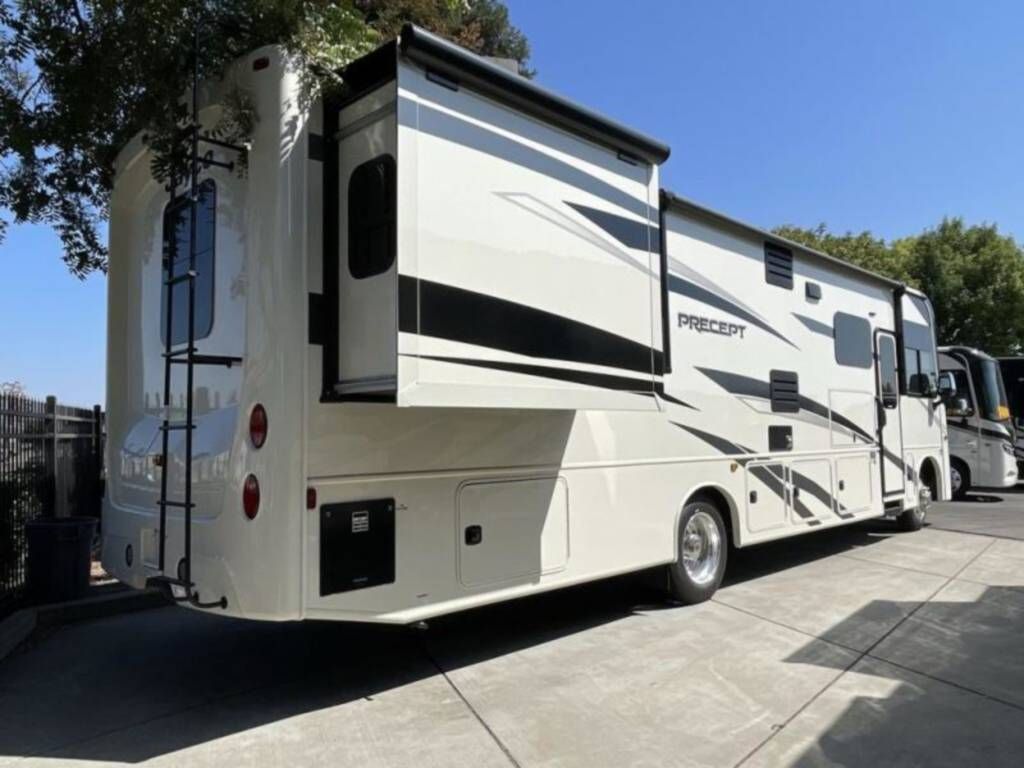 Photo 1 - 2021 Jayco Class A Motorhome rental photo 13