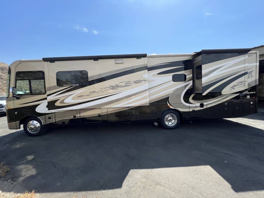 Photo 1 - 2018 Jayco Class A Motorhome rental photo 3