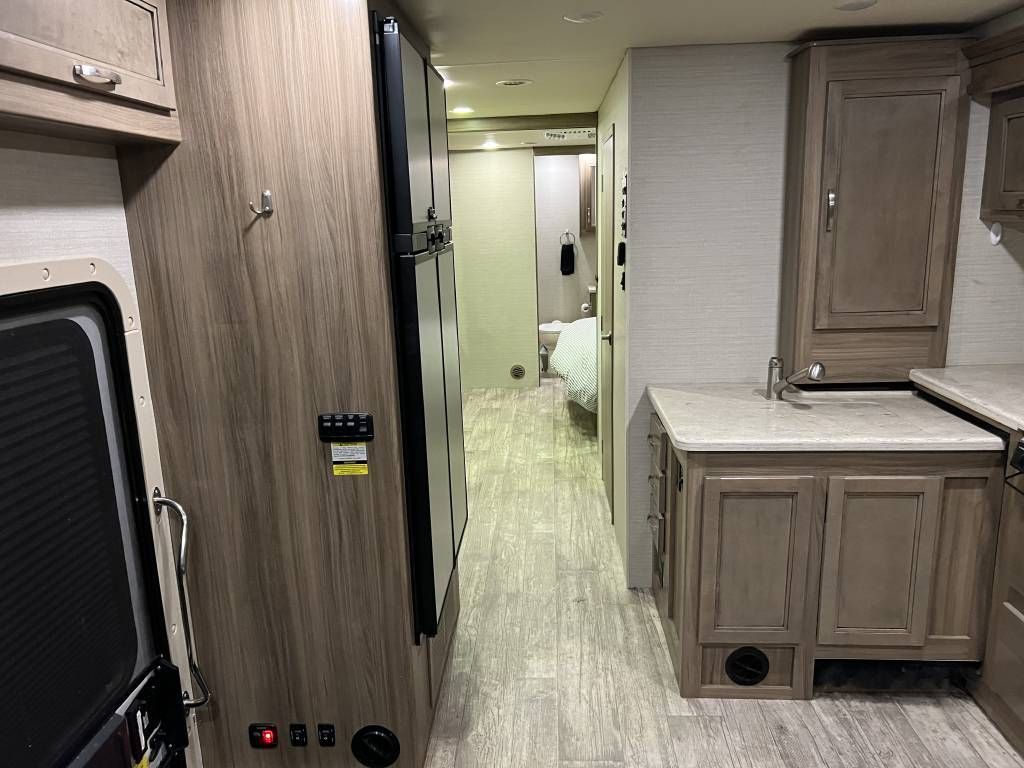 Photo 1 - 2018 Jayco Class A Motorhome rental photo 9