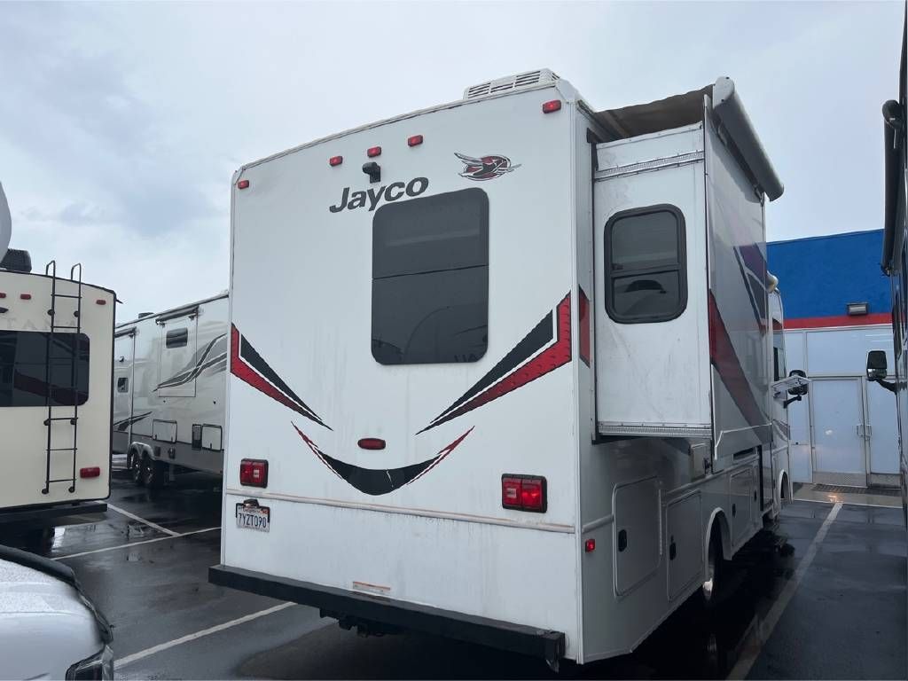 Photo 2 - 2017 Jayco Class A Motorhome rental photo 6