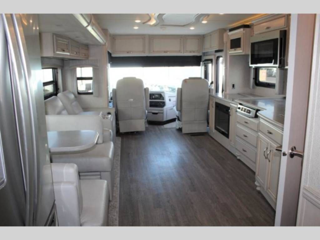 Photo 1 - 2020 Newmar Class A Motorhome rental photo 12