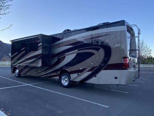 2019 Thor Motor Coach MIRAMAR 35.2 Class A Motorhome for rent in Phoenix, AZ