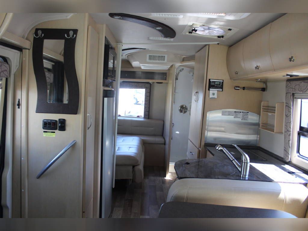 Photo 5 - 2013 Leisure Travel Class C Motorhome rental photo 10