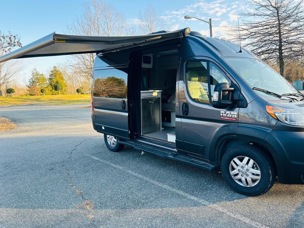 Photo 0 - 2023 Thor Class B Motorhome rental photo 3