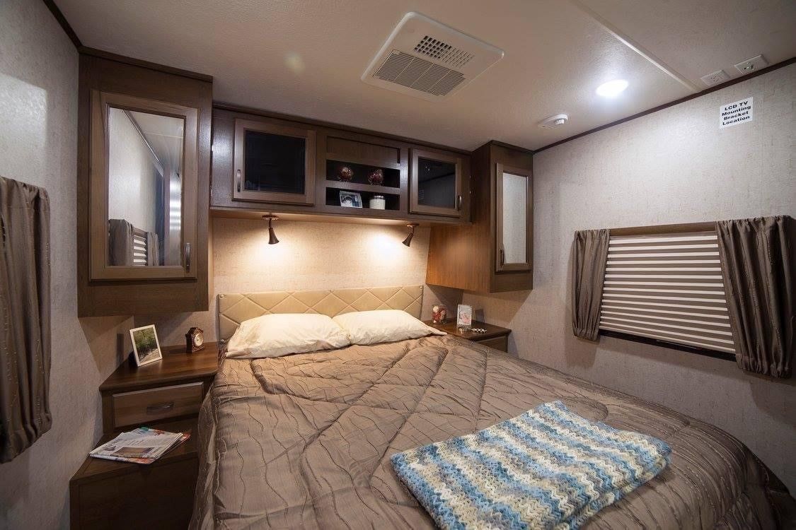 Photo 0 - 2017 Open Range Travel Trailer rental photo 8