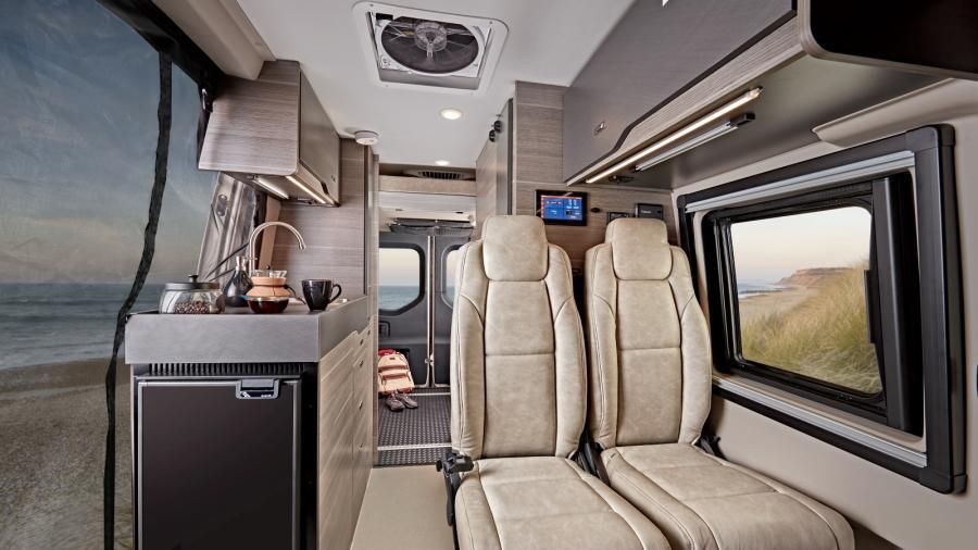 Photo 9 - 2022 Mercedes-Benz Class B Motorhome rental photo 19