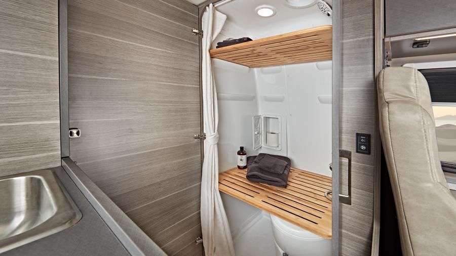 Photo 10 - 2022 Mercedes-Benz Class B Motorhome rental photo 20