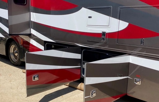 2021 Tiffin Motorhomes 38LL Class A Motorhome for rent in Los Angeles County, CA