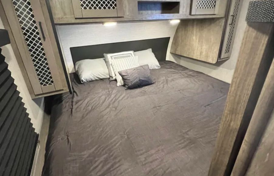 Photo 6 - 2021 Heartland North Trail Travel Trailer rental photo 13