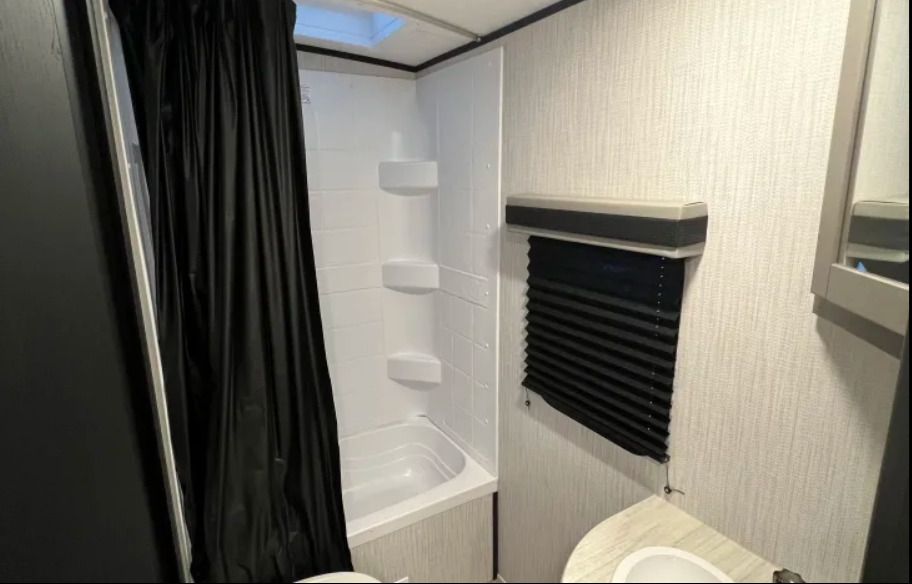 Photo 10 - 2021 Heartland North Trail Travel Trailer rental photo 17