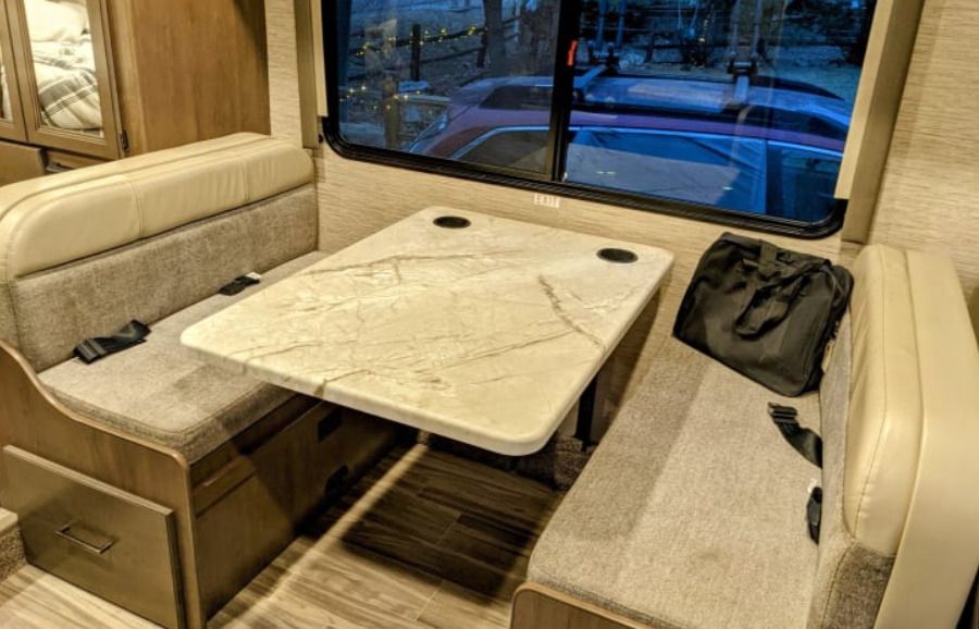 Photo 2 - 2021 Thor Motor Coach Class C Motorhome rental photo 5