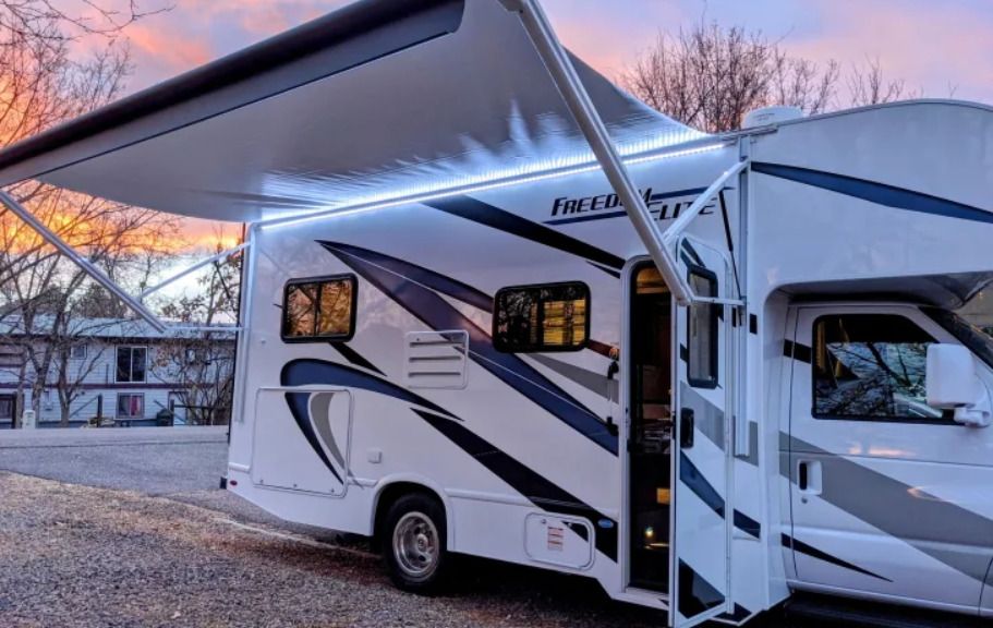 Photo 2 - 2021 Thor Motor Coach Class C Motorhome rental photo 6