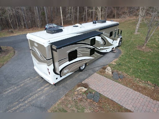 2018 Renegade VERONA 40VBH Class C Motorhome for rent in Virginia Beach, VA
