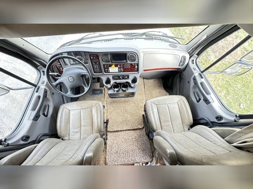 2018 Renegade VERONA 40VBH Class C Motorhome for rent in Virginia Beach, VA