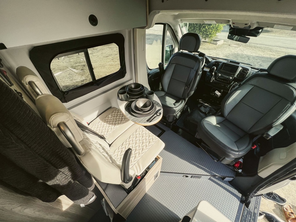 Photo 15 - 2023 Winnebago Class B Motorhome rental photo 17
