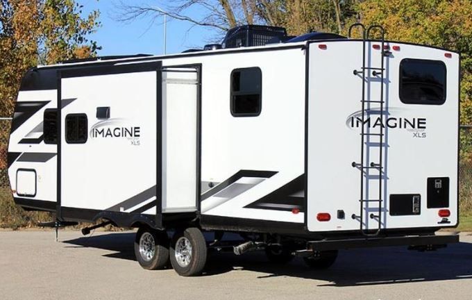 Photo 1 - 2022 Grand Design Travel Trailer rental photo 4