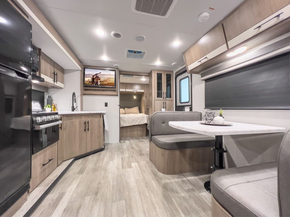 Photo 3 - 2022 Grand Design Travel Trailer rental photo 13