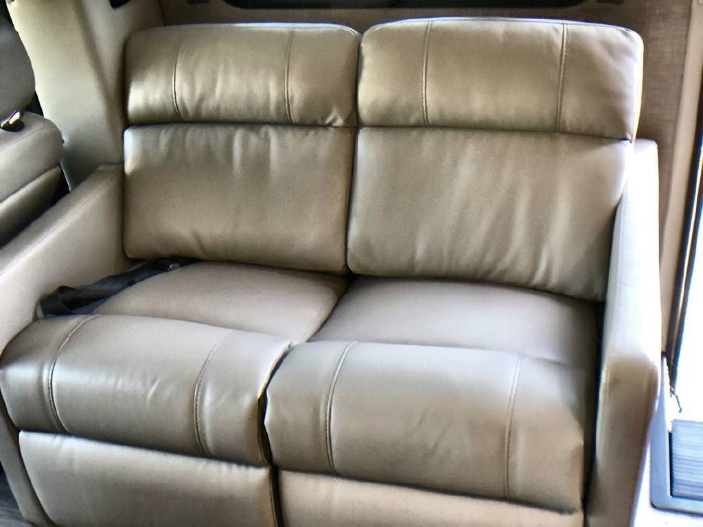 Photo 1 - 2021 Thor Motor Coach Class C Motorhome rental photo 4