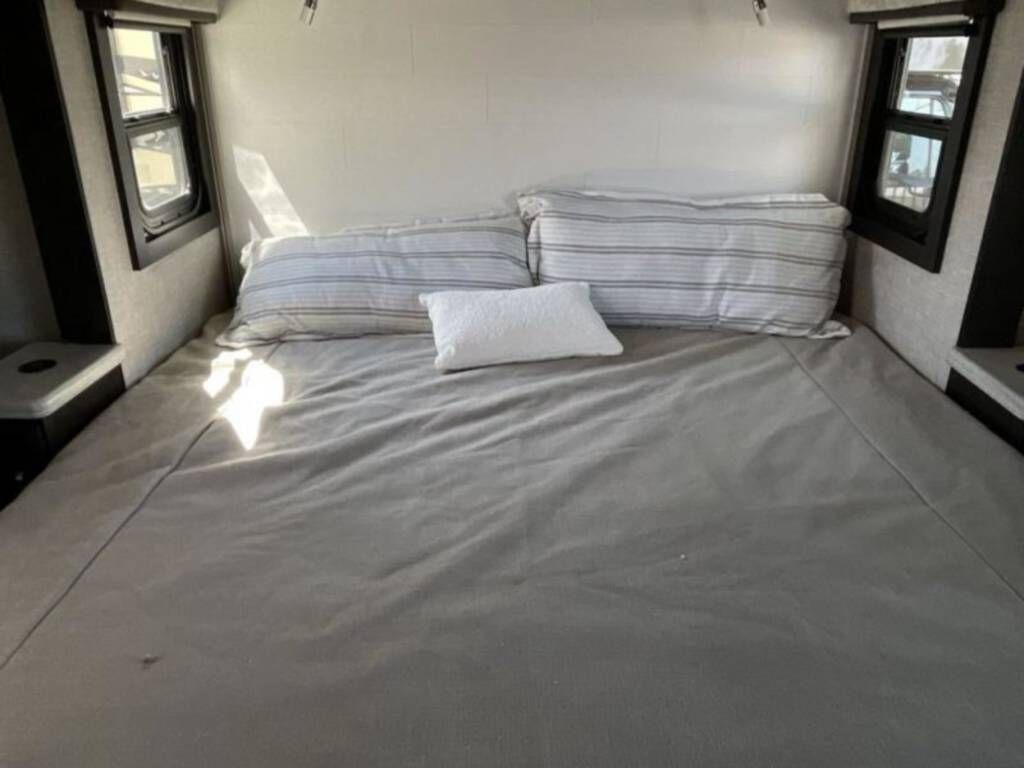 Photo 2 - 2021 Entegra Coach Class C Motorhome rental photo 4