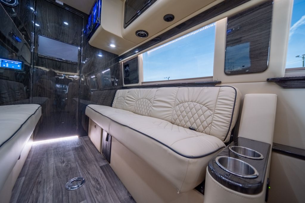 Photo 5 - 2022 Mercedes-Benz Class B Motorhome rental photo 11