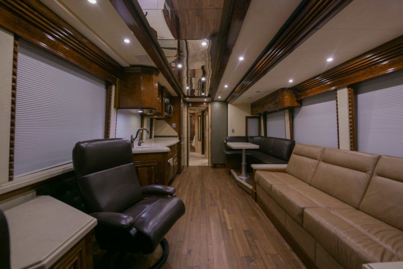 Photo 1 - 2019 Newmar Class A Motorhome rental photo 4