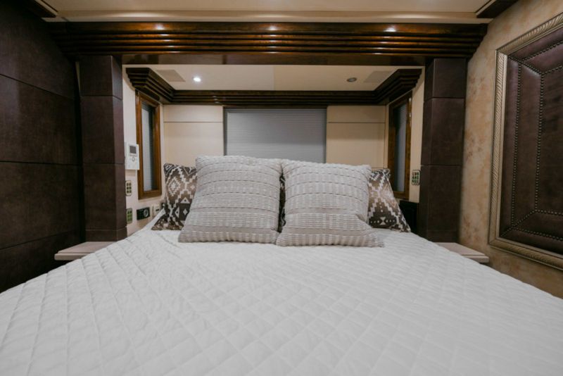 Photo 1 - 2019 Newmar Class A Motorhome rental photo 5