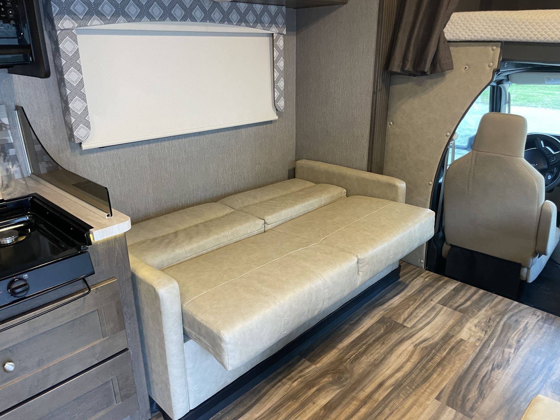 Photo 20 - 2022 Nexus Class C Motorhome rental photo 20