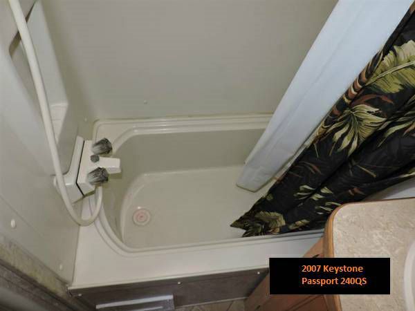 Photo 1 - 2007 Keystone Travel Trailer rental photo 9