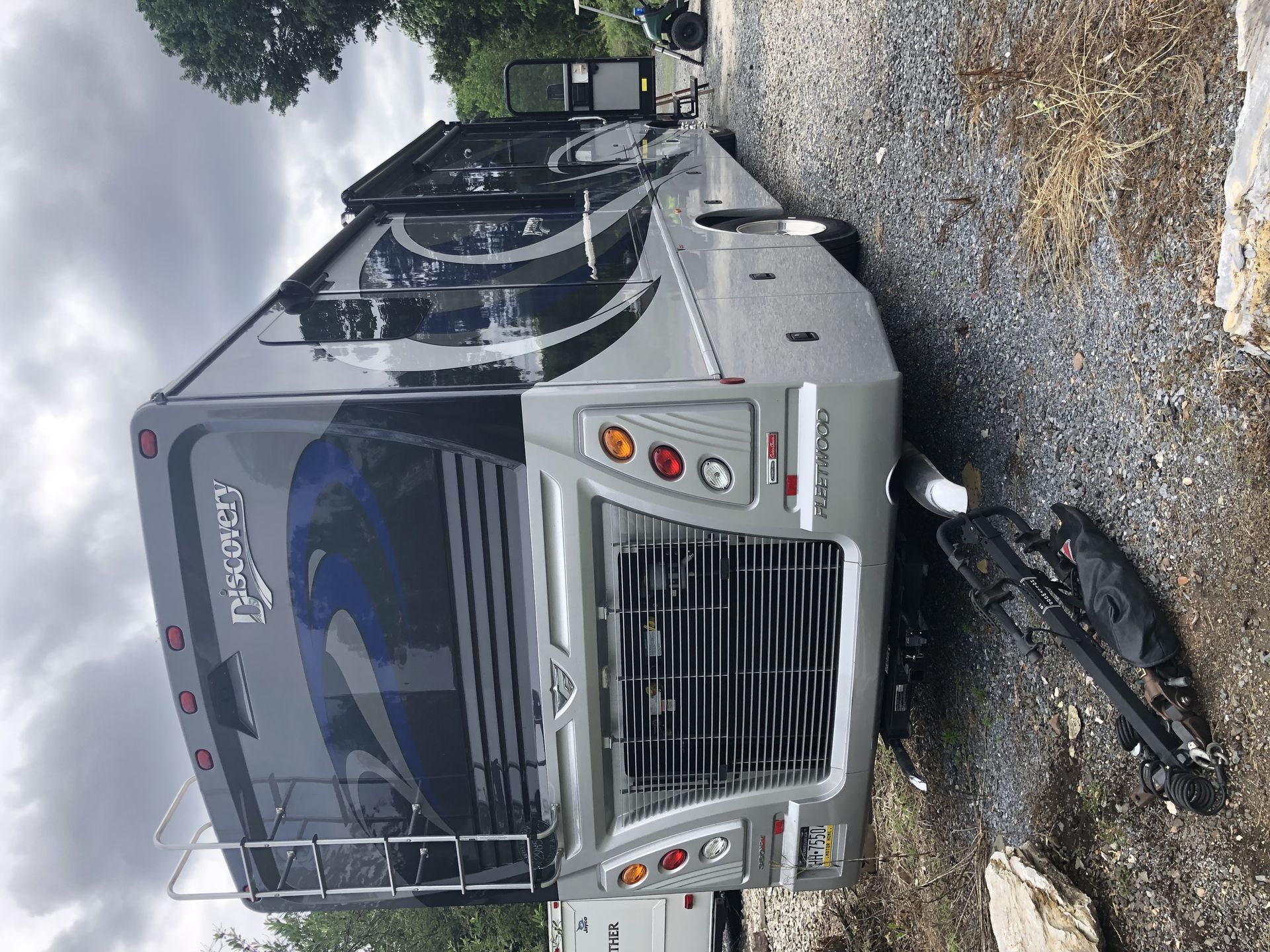 Photo 10 - 2019 Fleetwood Class A Motorhome rental photo 8