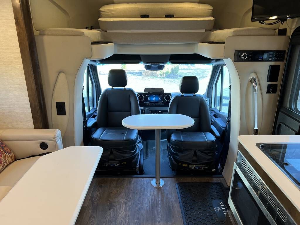 Photo 2 - 2021 Tiffin Motorhomes Class C Motorhome rental photo 11