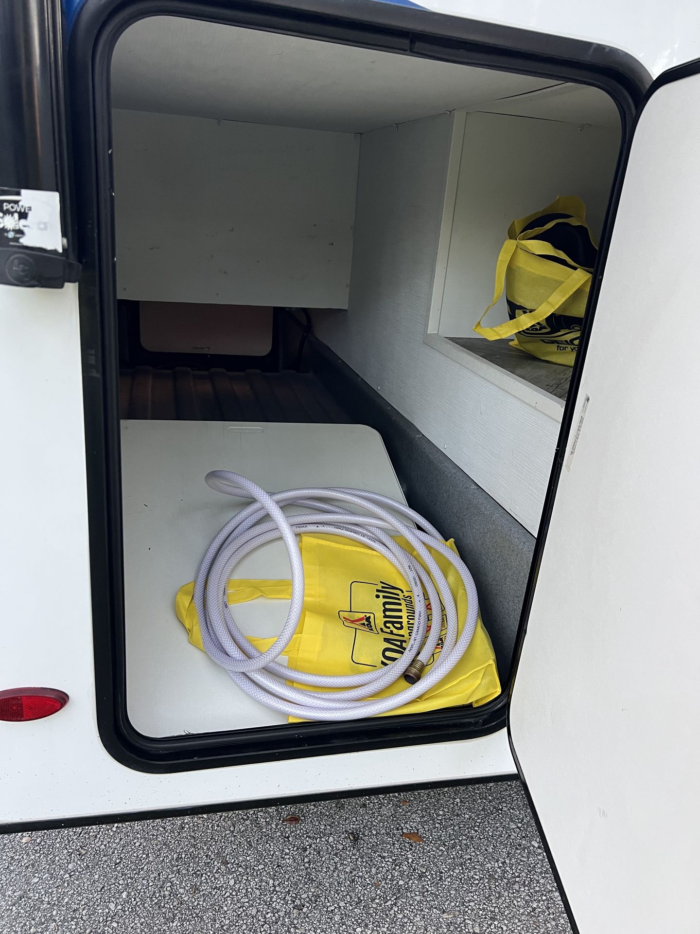 Photo 8 - 2022 Forest River Class C Motorhome rental photo 15