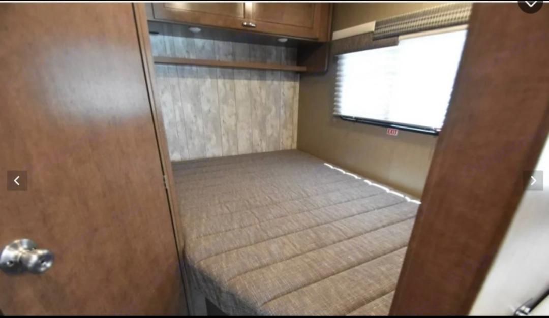 Photo 1 - 2019 Winnebago Class C Motorhome rental photo 8