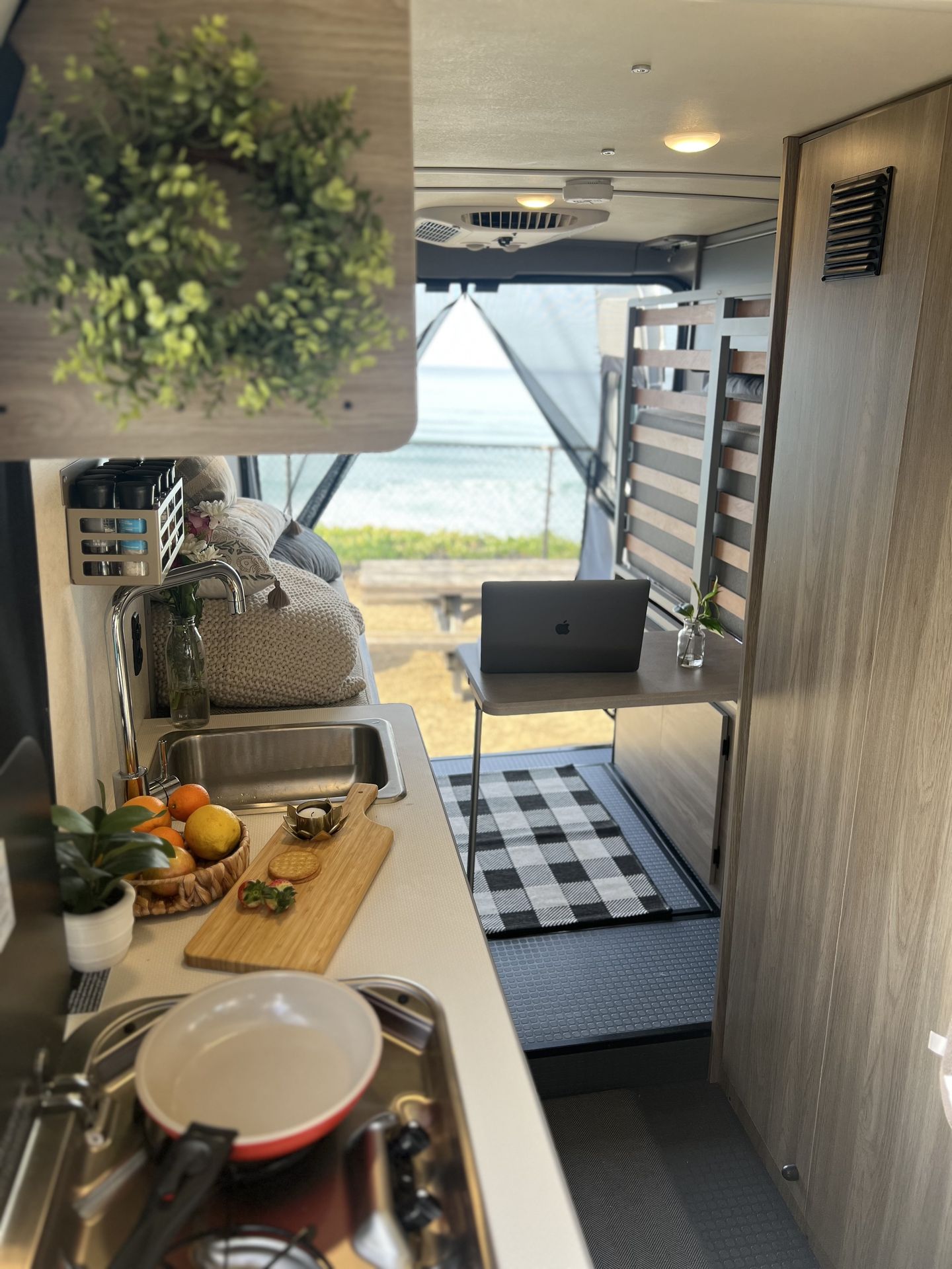 Photo 9 - 2023 Winnebago Class B Motorhome rental photo 13