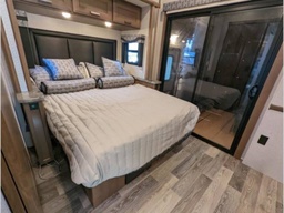 Photo 2 thumbnail 9