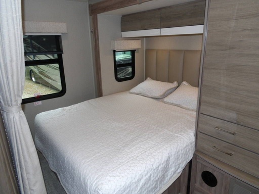 2020 Renegade VERONA 36VSB Class C Motorhome for rent in Dallas, TX