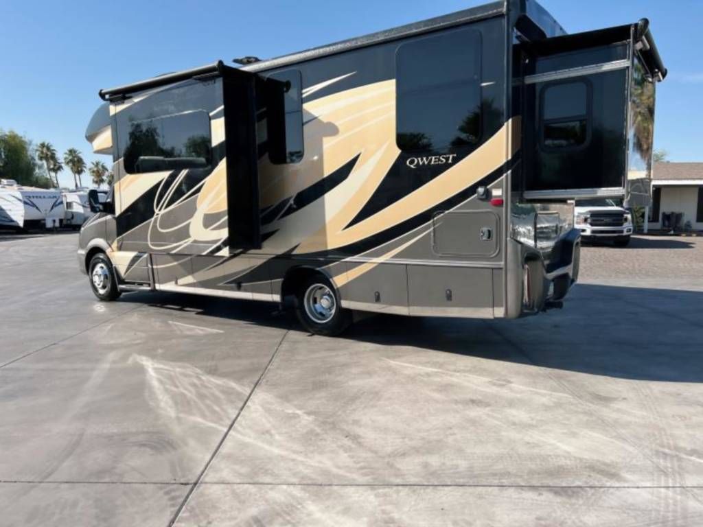 Photo 1 - 2020 Entegra Coach Class C Motorhome rental photo 4