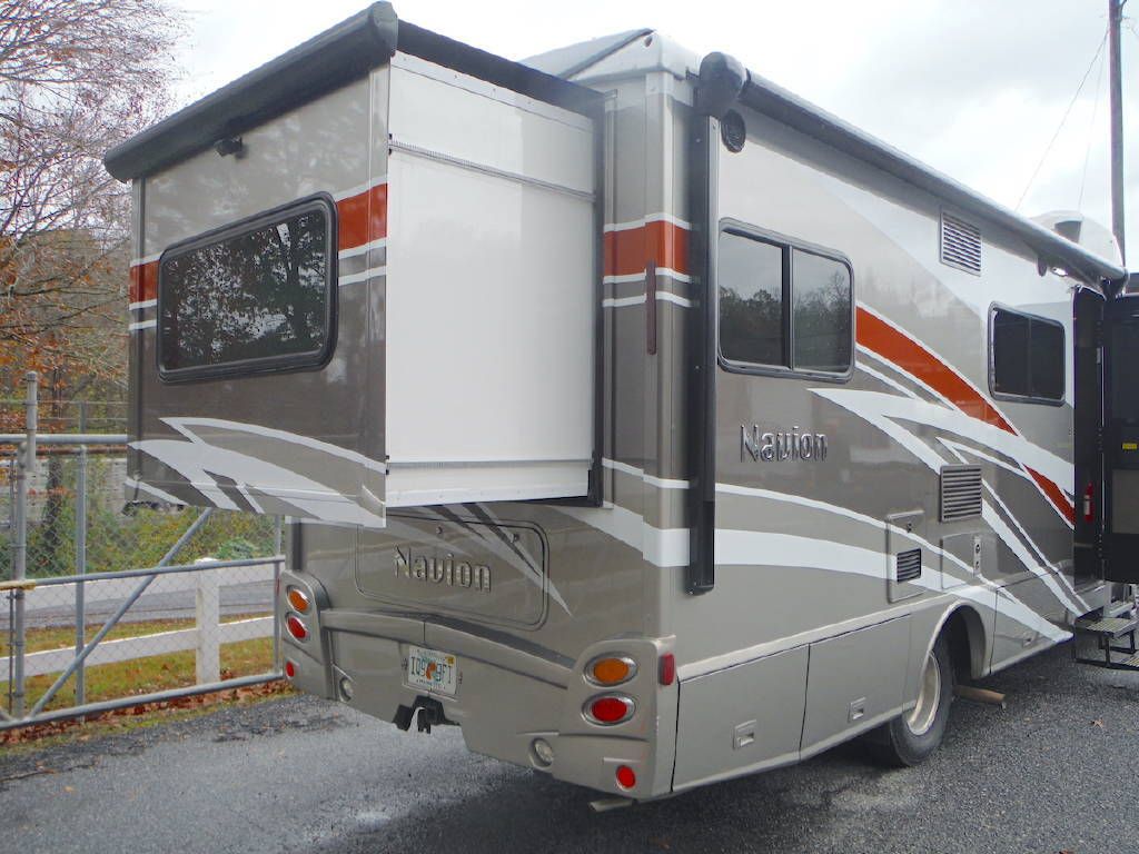 Photo 4 - 2020 Winnebago Class C Motorhome rental photo 13