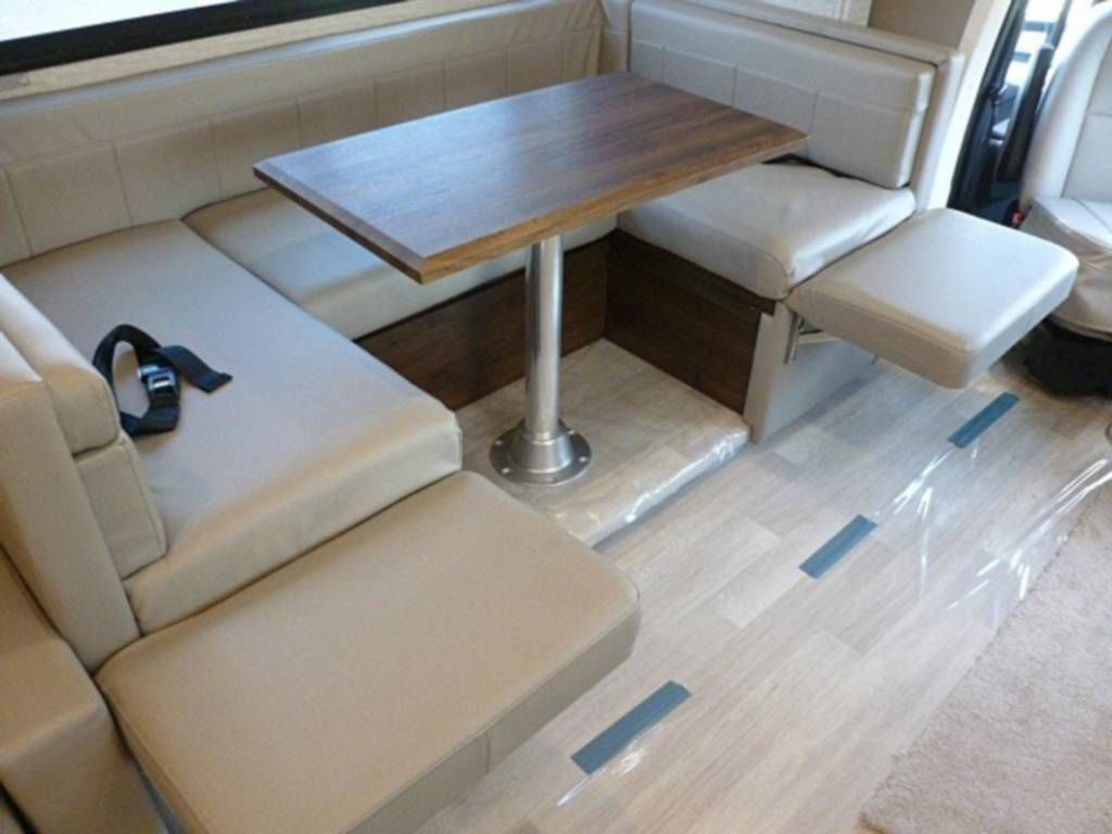 Photo 1 - 2020 Winnebago Class C Motorhome rental photo 3