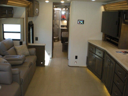 2021 Renegade 3ALACYFE7NDNL8341 Class C Motorhome for rent in Chicago, IL