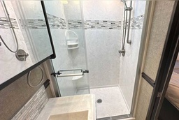 Photo 1 thumbnail 9