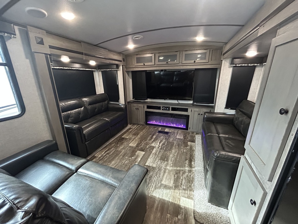 Photo 8 - 2020 Keystone Travel Trailer rental photo 17
