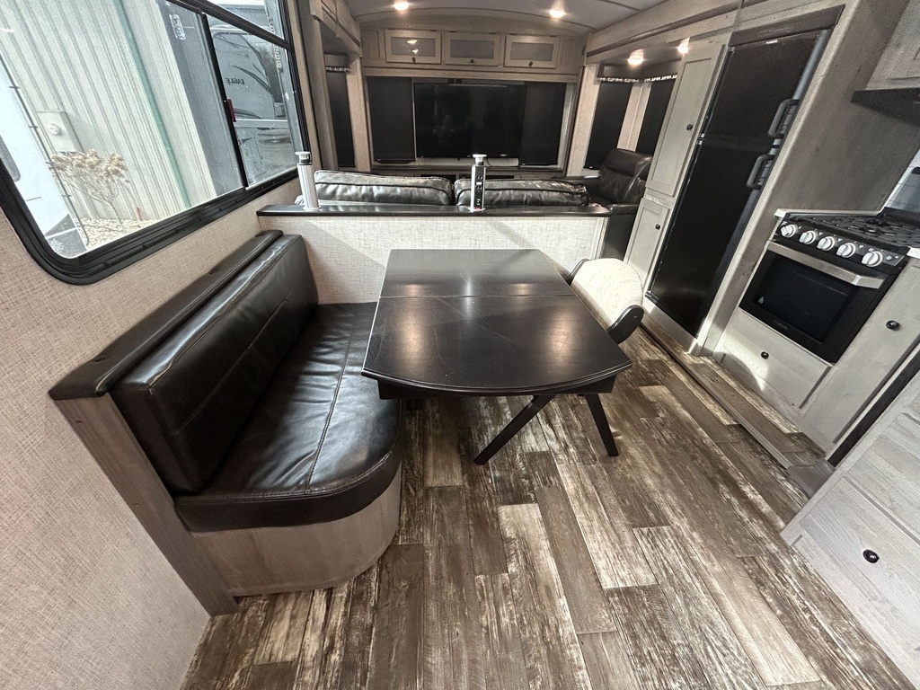 Photo 14 - 2020 Keystone Travel Trailer rental photo 26