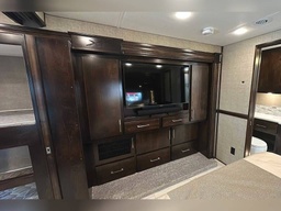 Photo 1 thumbnail 9