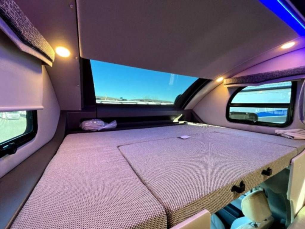Photo 1 - 2020 Thor Motor Coach Class C Motorhome rental photo 7