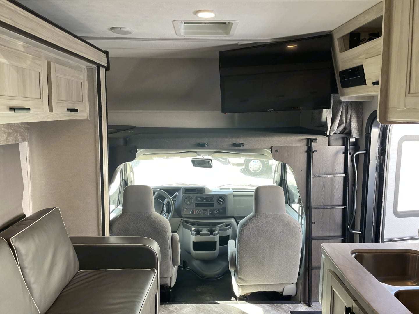 Photo 0 - 2022 Forest River Class C Motorhome rental photo 10