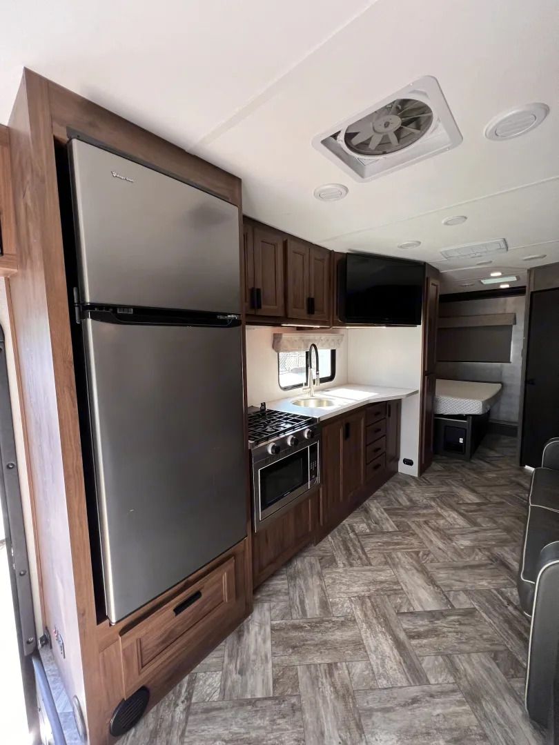 Photo 0 - 2022 Forest River Class C Motorhome rental photo 4