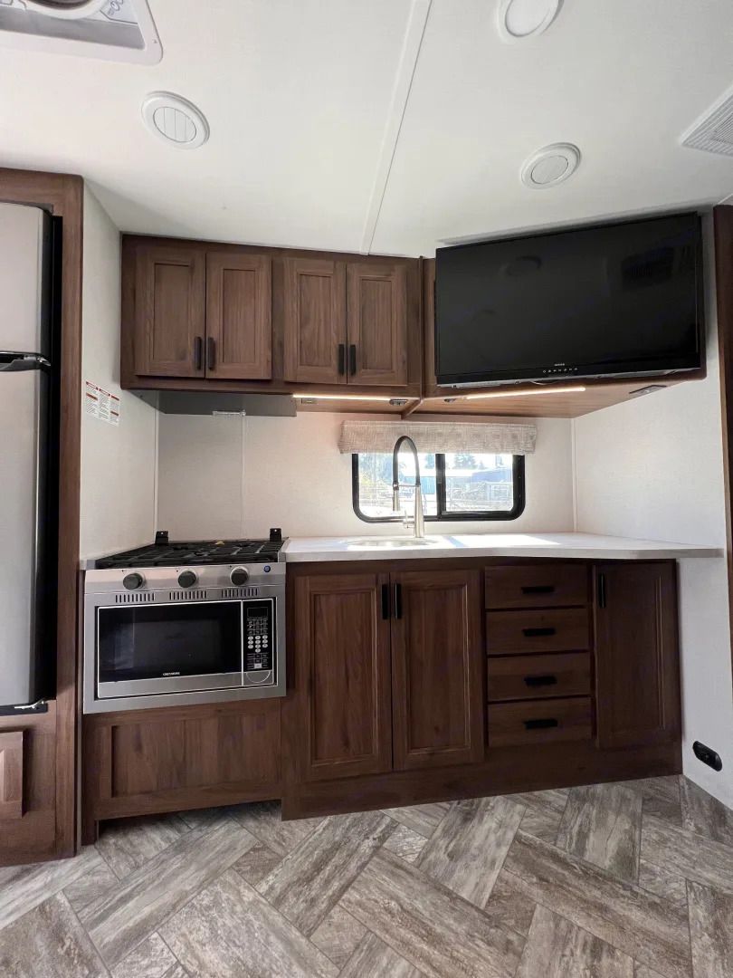 Photo 0 - 2022 Forest River Class C Motorhome rental photo 8